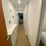 Appartement Climatise Avec Terrasse - Port Santa Lucia