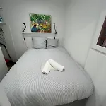 Appartement Climatise Avec Terrasse - Port Santa Lucia דירה *