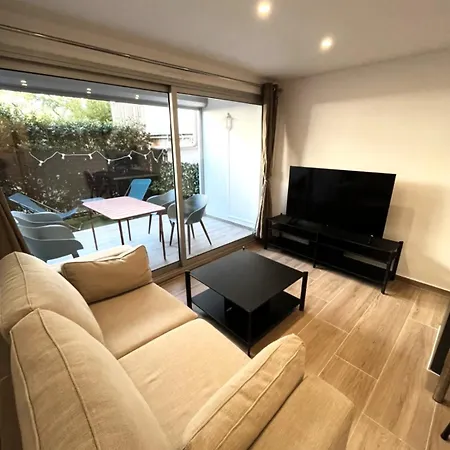 Apartament T2 Terrasse Jardin Proche Port Santa Lucia