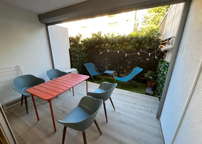 Santa Lucia - Appt Confort Clim & Loggia 2 Mn Apartment Saint-Raphaël